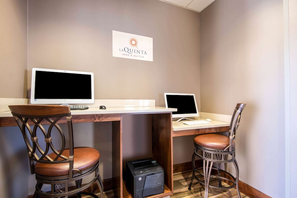 La Quinta Inn & Suites by Wyndham Durango 38/45