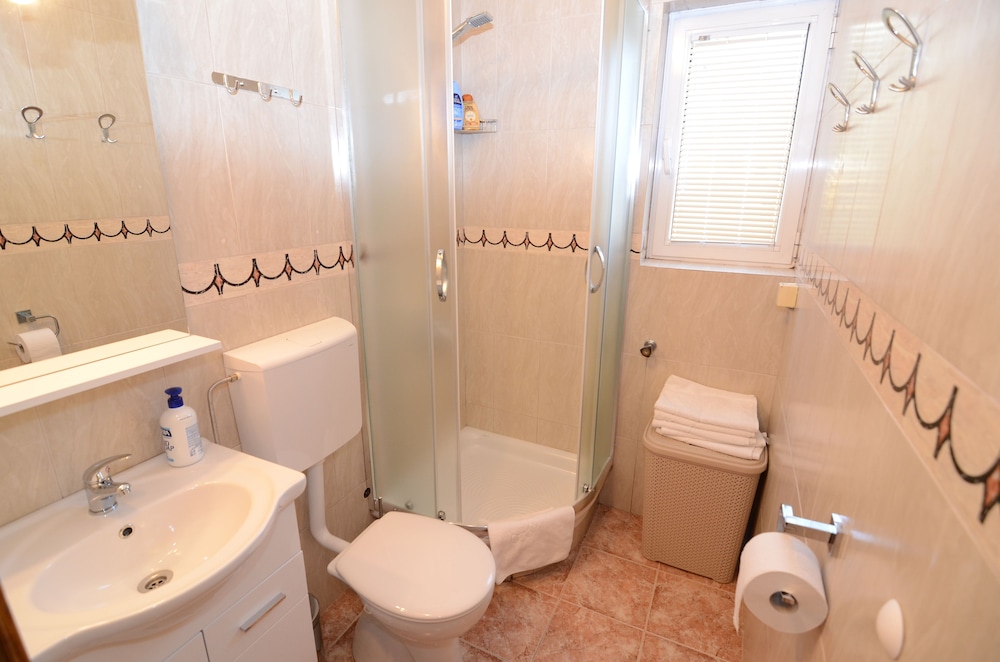 Maritimo Apartments 44/50