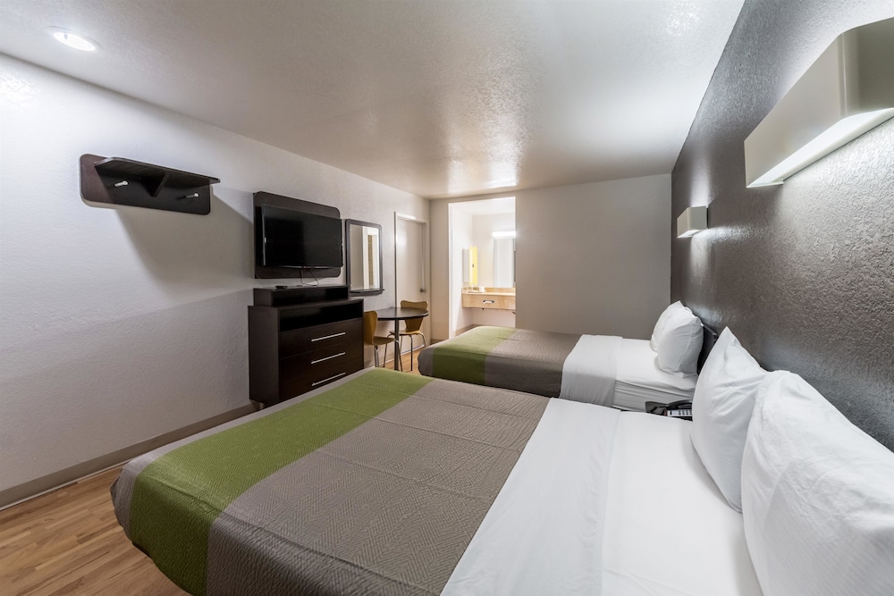 Studio6 San Antonio, TX - Fort Sam Houston Area 17/47