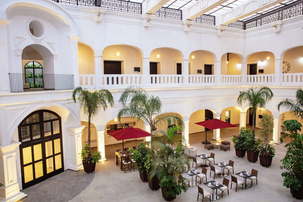 DoubleTree by Hilton Toluca 66/80