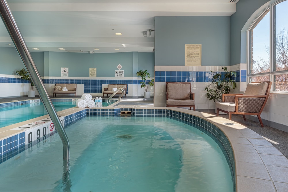 Holiday Inn Express Hotel Suites Belleville 2/54