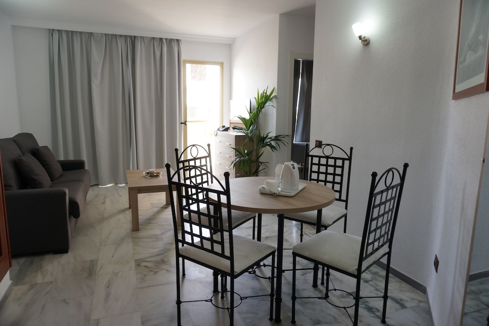 Piramides Resort 35/60