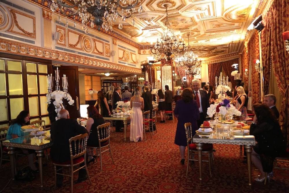 Serenada Golden Palace - Boutique Hotel Beirut 71/75