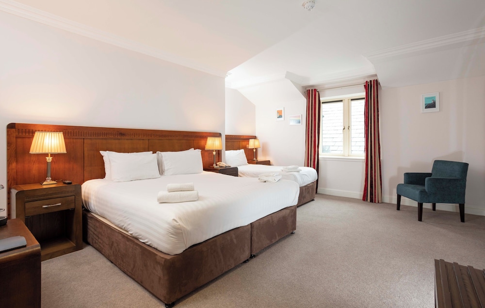The Schull Harbour Hotel 19/56