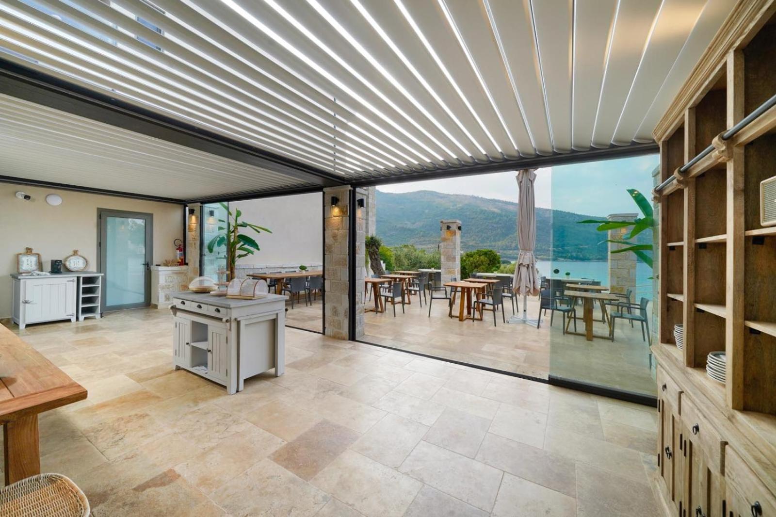 ESSENTIA LUXURY 19/30