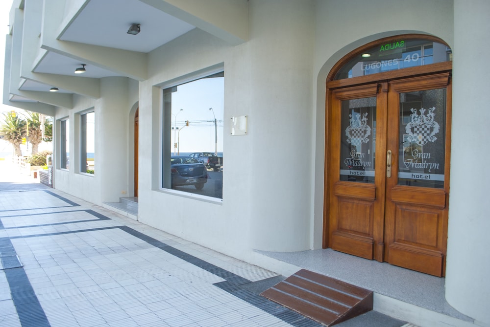 GRAN MADRYN HOTEL 20/37