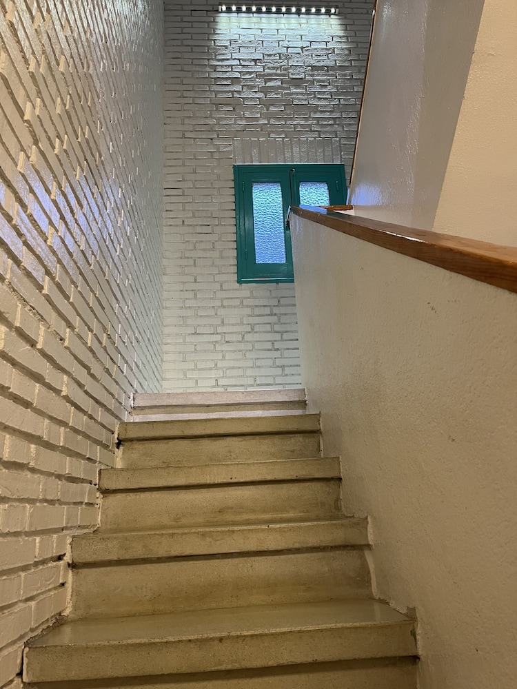 Hostel Almansa 33/50
