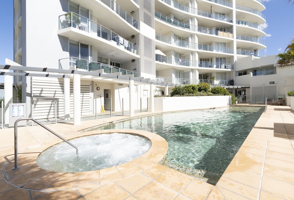 Aspect Caloundra 4/76