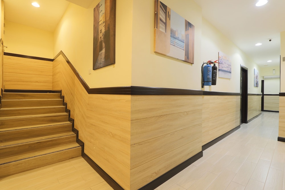 Capital O 314 24 Gold Hotel 写真1