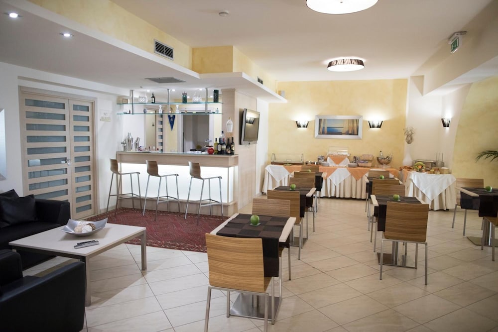 Villa Cibele Hotel Residence 43/47