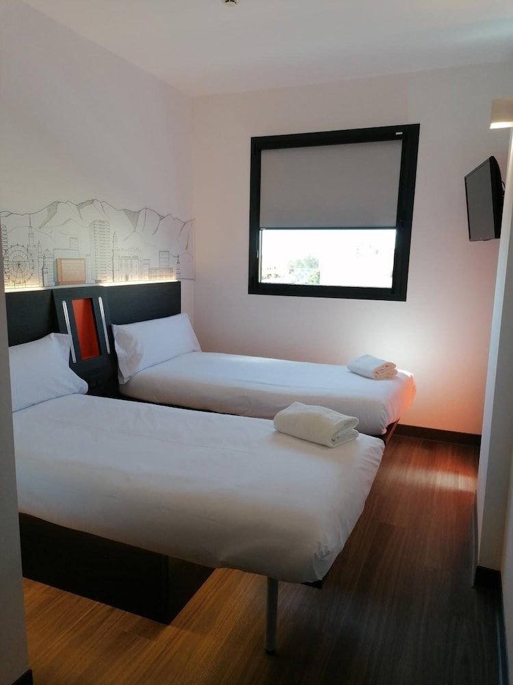 Easyhotel Malaga City Centre 12/59