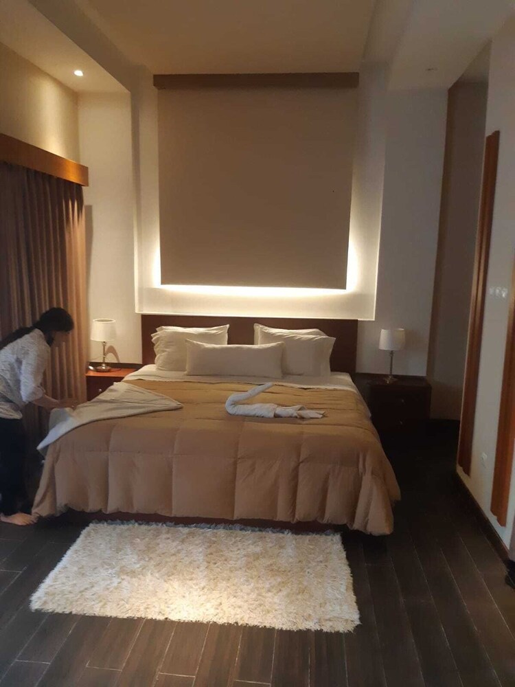 The Muaya Villa 11/50