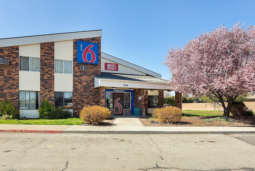 Motel6 Spokane, WA - East 31/34