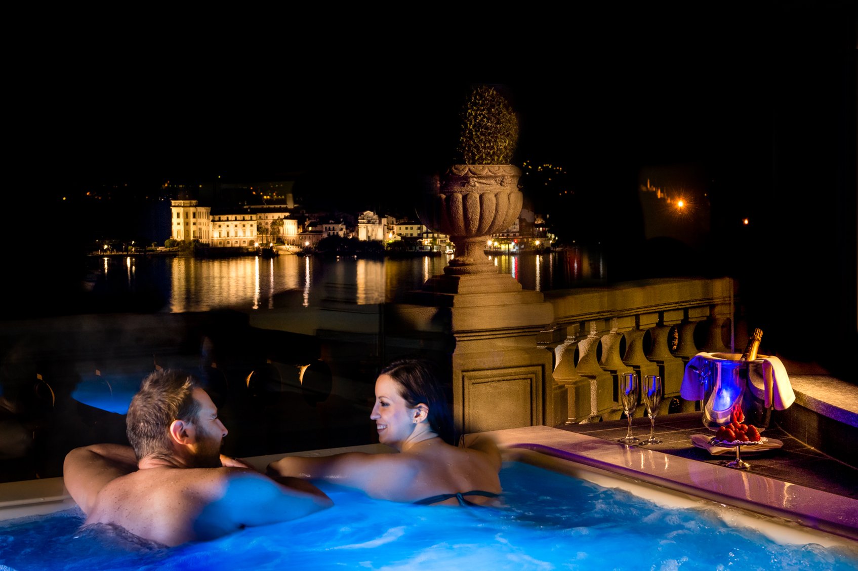 Villa and Palazzo Aminta 24/50