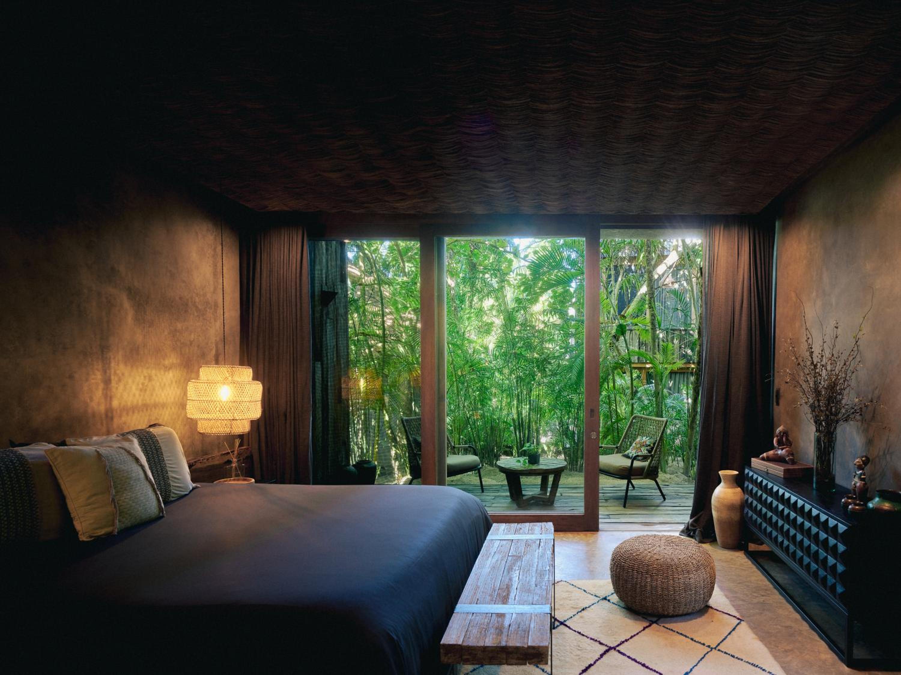 Room, Double Bed