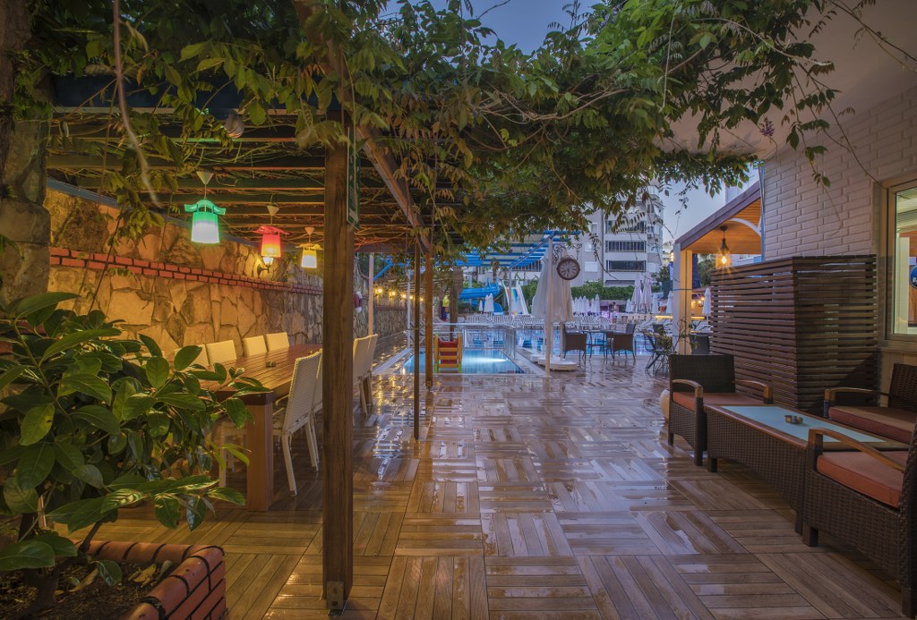 Club Big Blue Suite Hotel 48/50