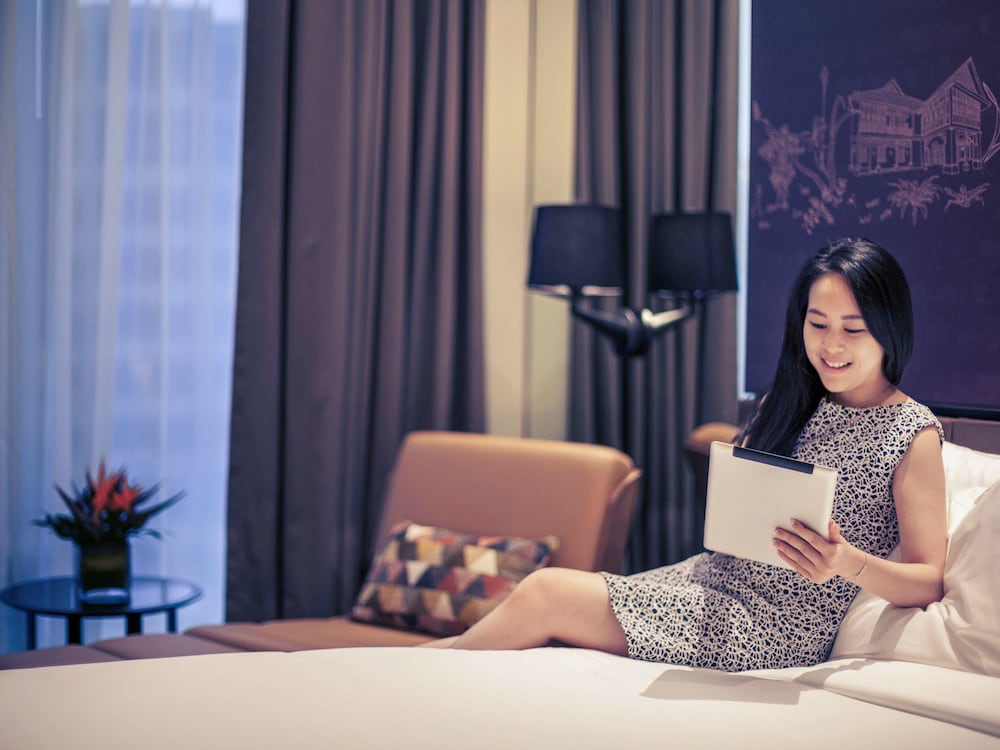 Mercure Singapore On Stevens 8/50