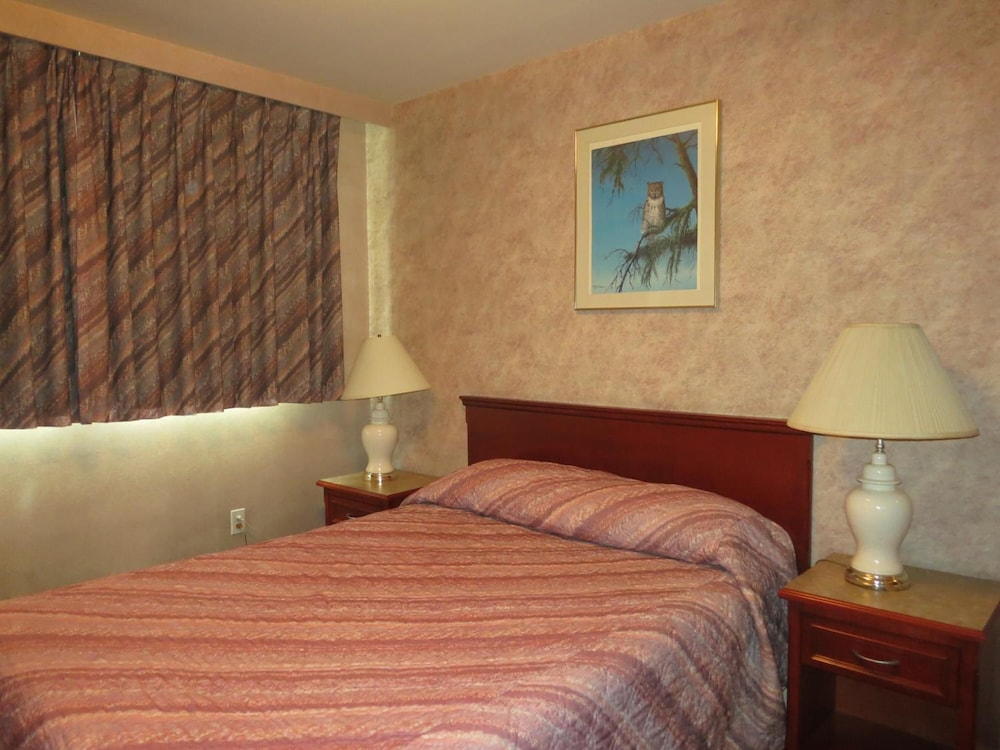 Tropicana Suite Hotel 6/29