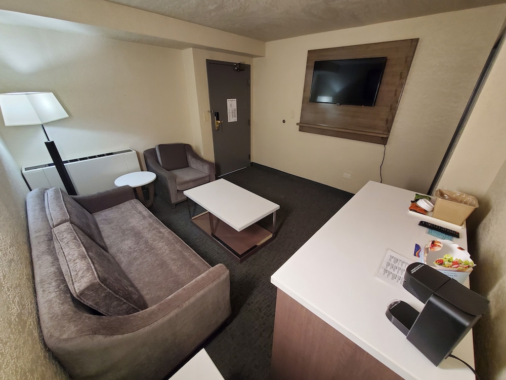 Baymont by Wyndham Shakopee 26/50