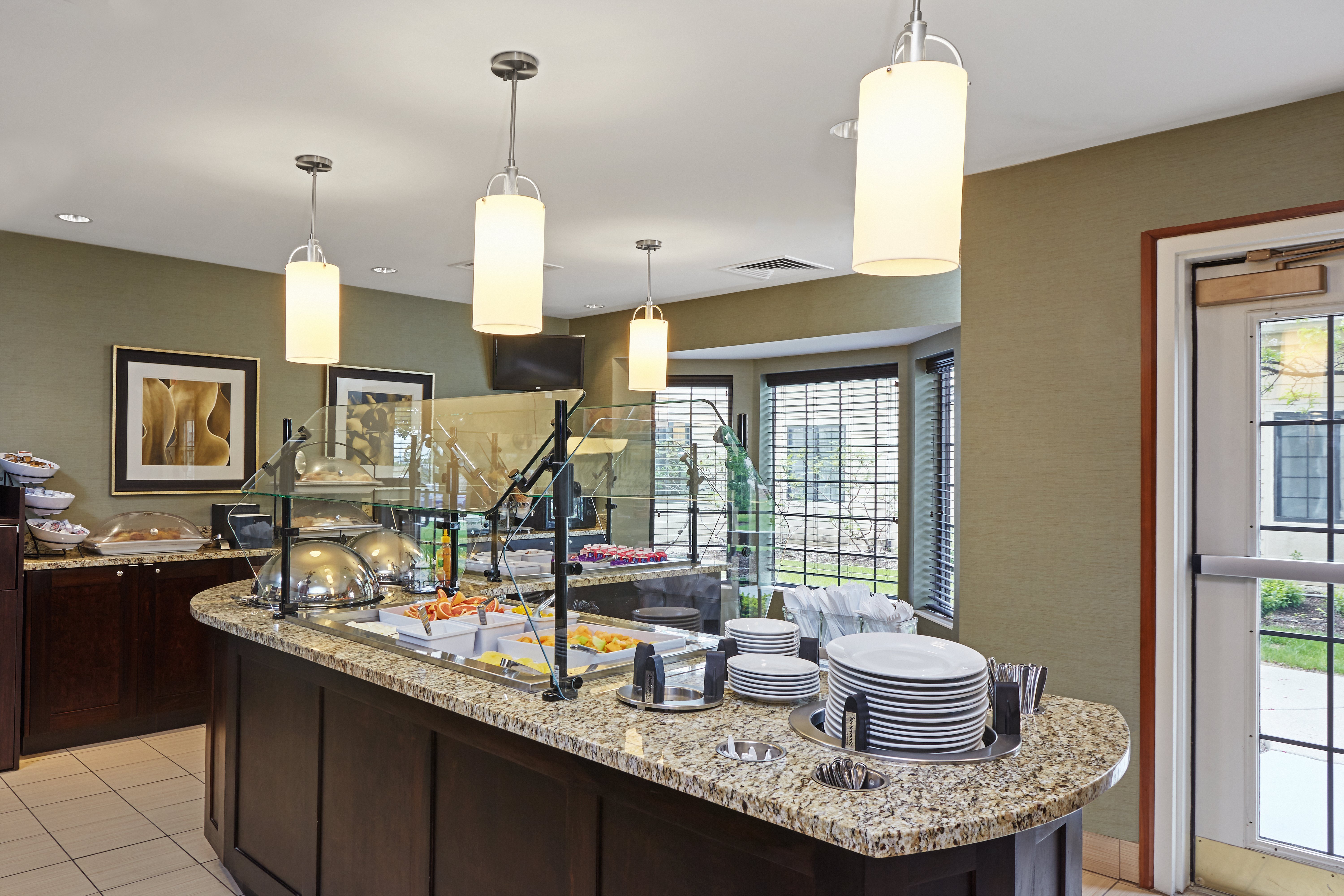 Staybridge Suites Chicago Glenview 58/58