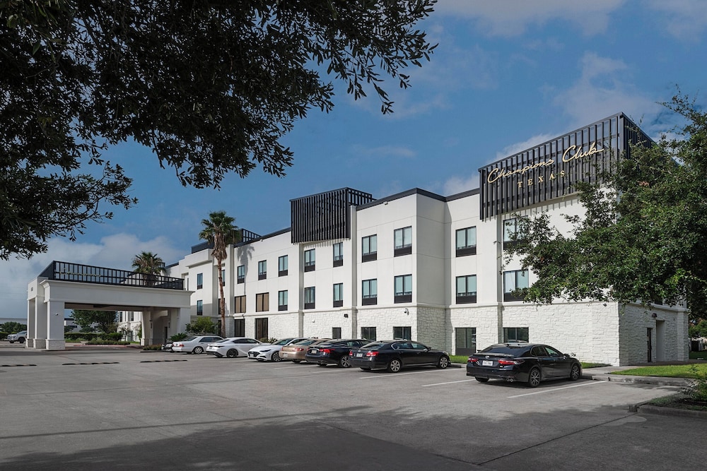 Champions Club and Hotel, Houston Westchase 48/54