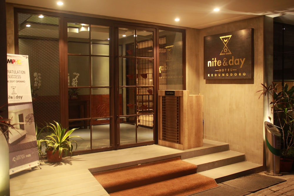 Nite And Day Surabaya Kedungdoro 10/40