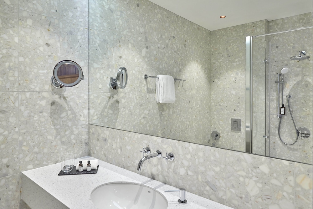 Neringa Hotel 50/50