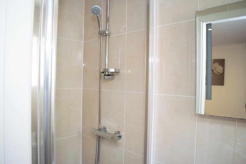 غرفة عائلية بسرير مزدوج وسرير فردي، Royal Square Hotel - NEC & Birmingham Airport 6/7