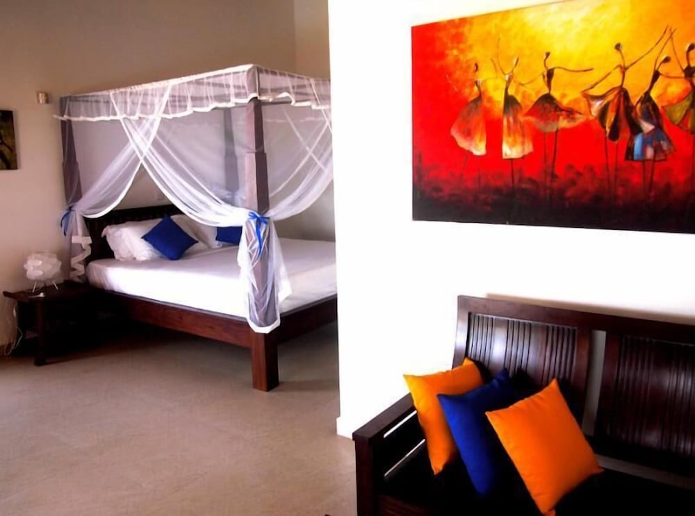 Imagine Villa Hotel 13/50