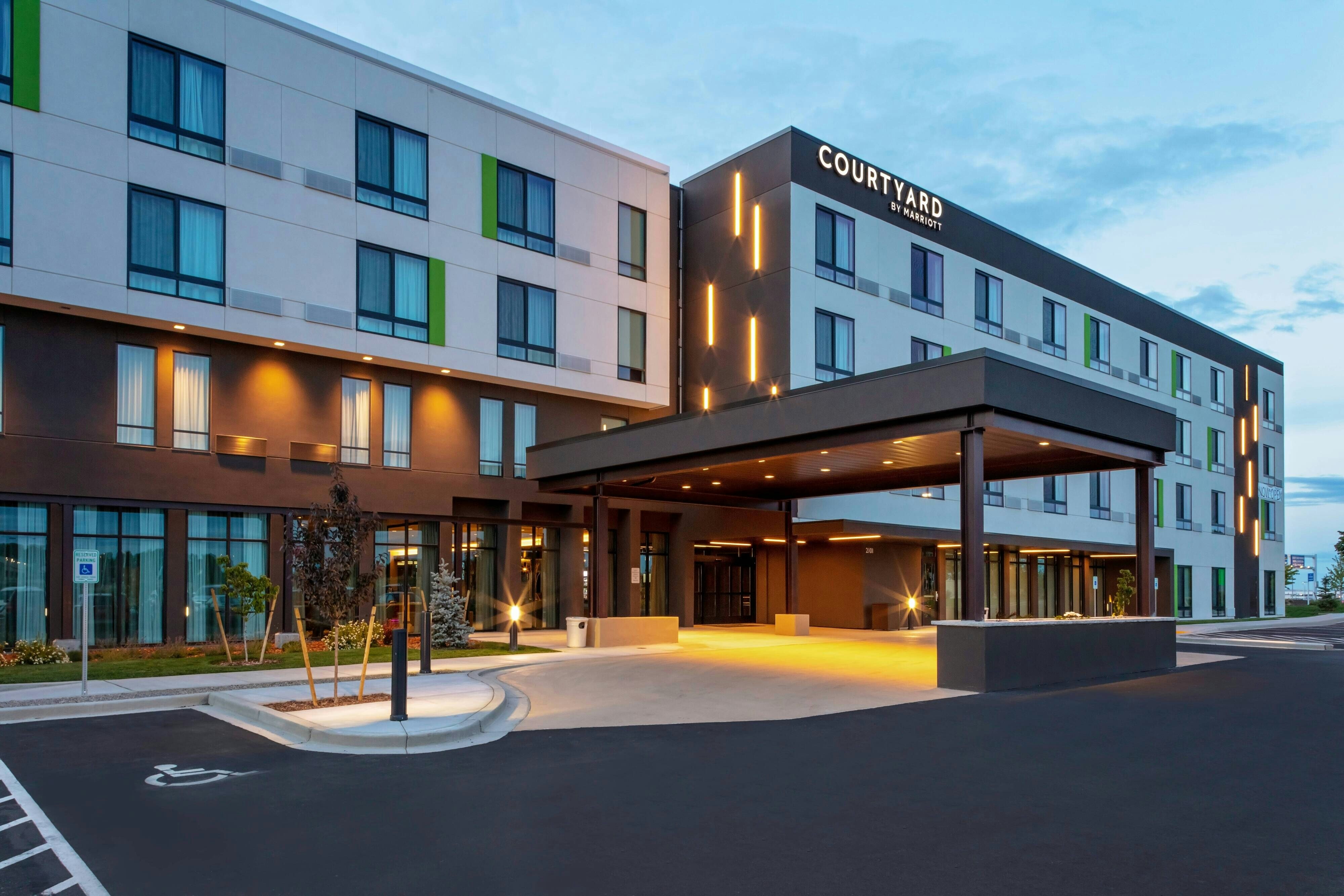 Courtyard by Marriott Pasco Tri-Cities Airport 30/32