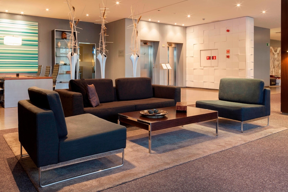 AC Hotel by Marriott Madrid Airport 28/45