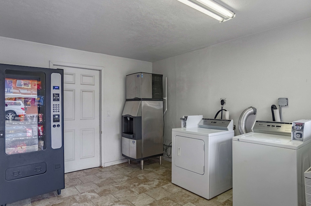 Motel6 Riverton, WY 37/43