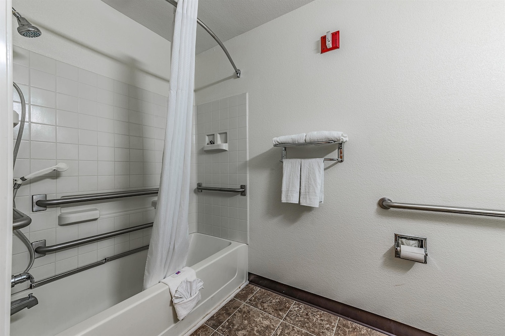 Motel6 Charlotte, NC - University 45/45