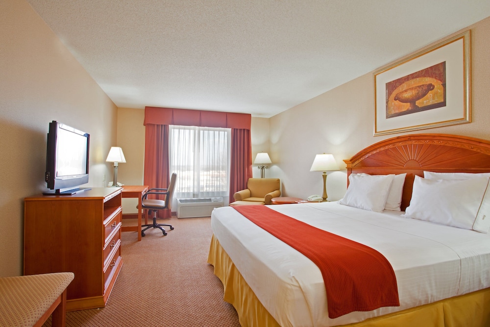 Holiday Inn Express Hotel Suites Logansport 24/70