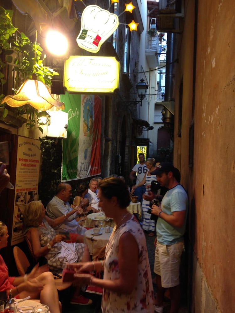 Old Taverna Sorrentina 33/40