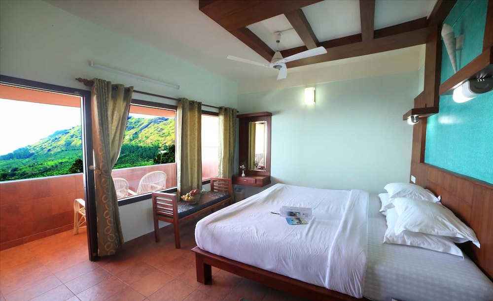 THE SHAMROCK RESORT photo3