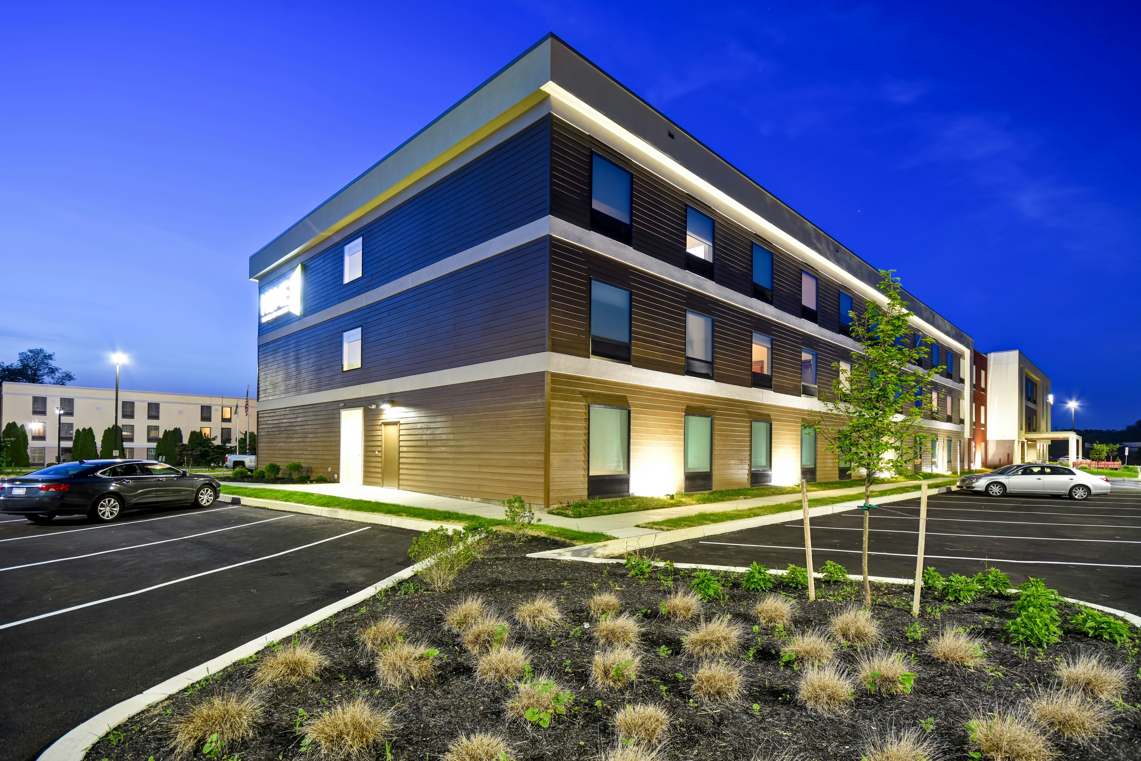 Home2 Suites By Hilton Mechanicsburg 24/25