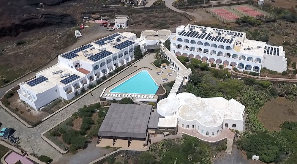 Cossyra Hotel 2/50