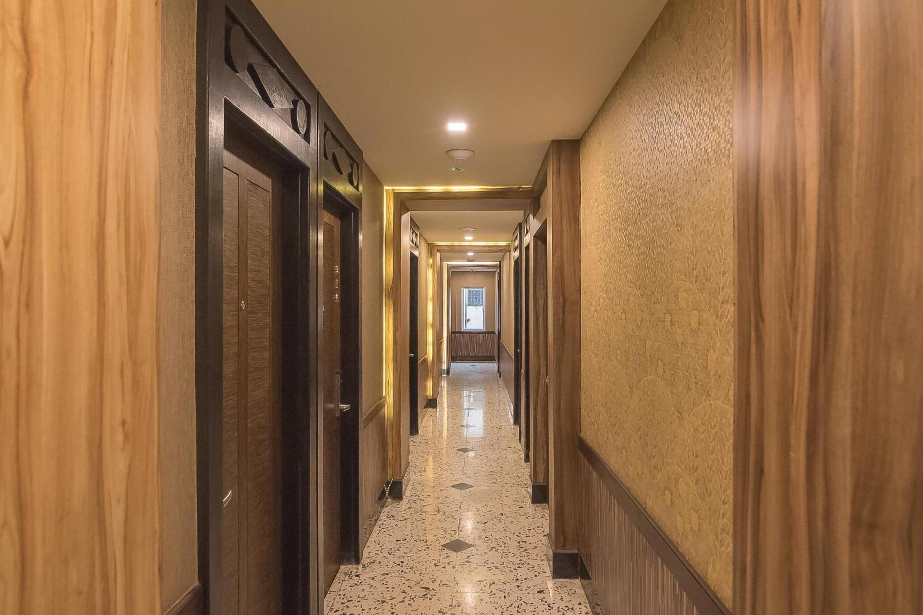 Paragon Nagoya Hotel Batam 32/58