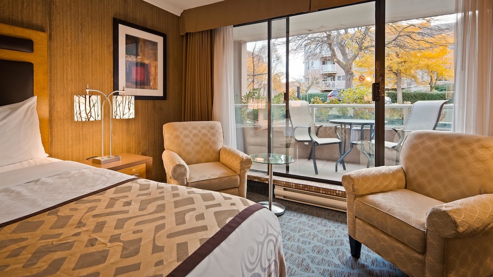 Best Western PLUS Inner Harbour Hotel 15/47