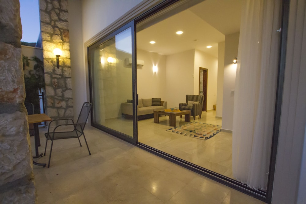 KULUBE HOTEL 22/50