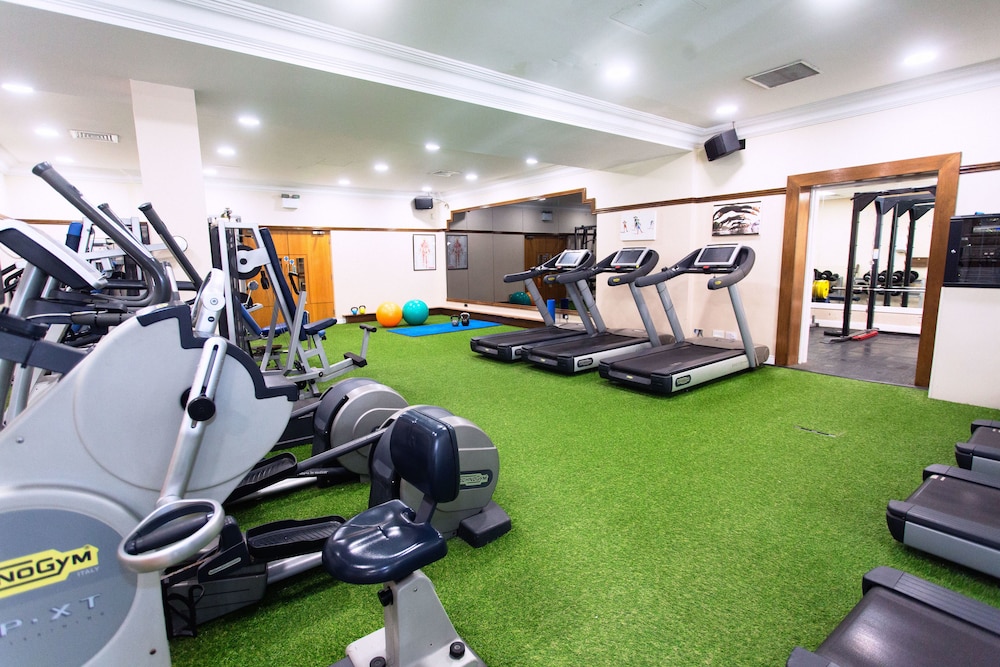 Ardilaun Hotel & Leisure Centre 18/41