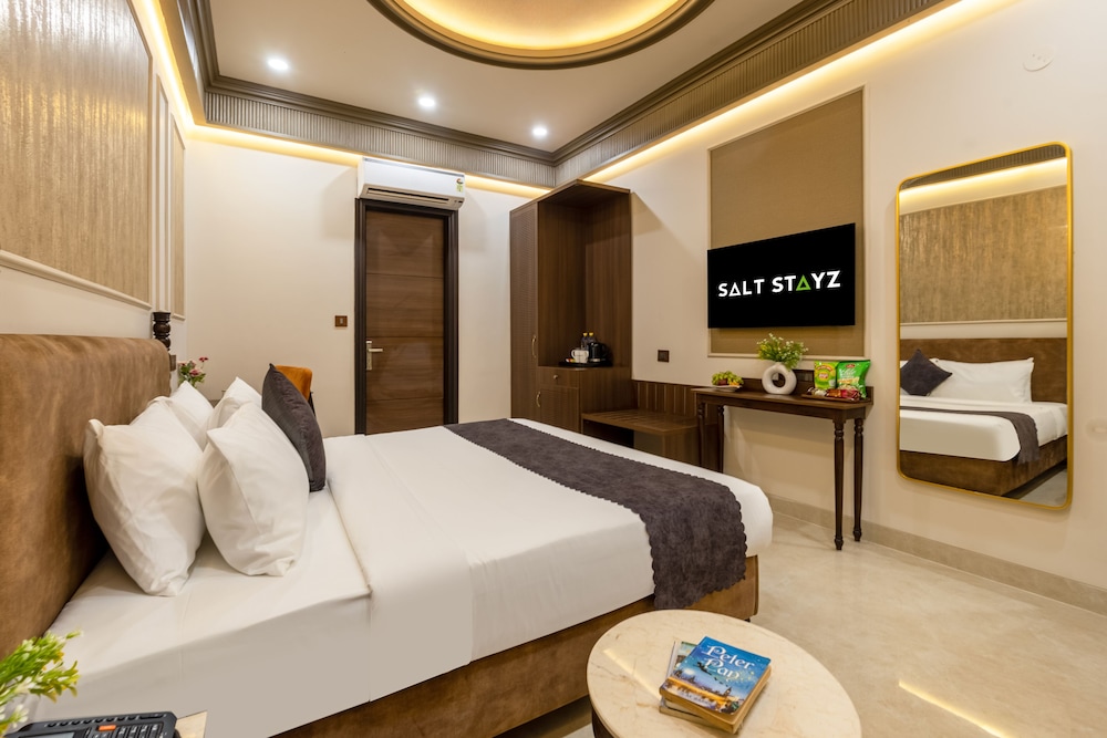 Saltstayz Autograph Connaught Place 32/58