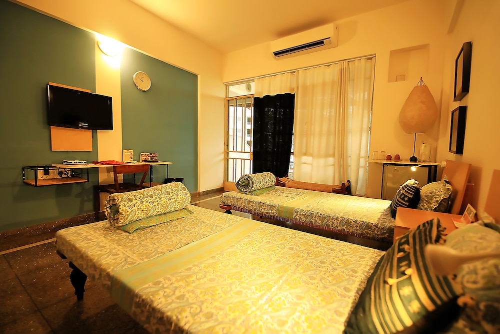 Jaipur Inn 13/62
