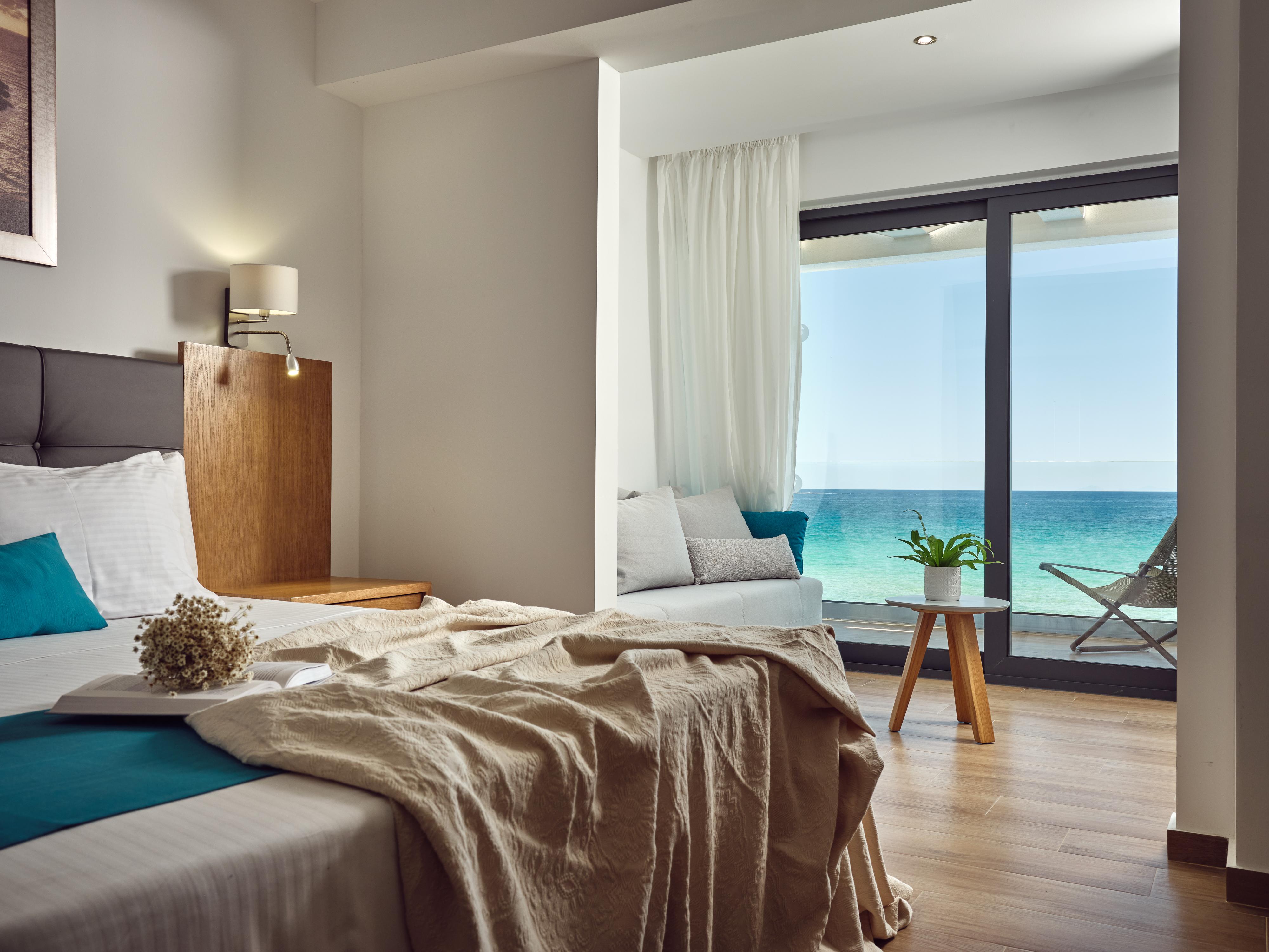 Suite, Sea Side