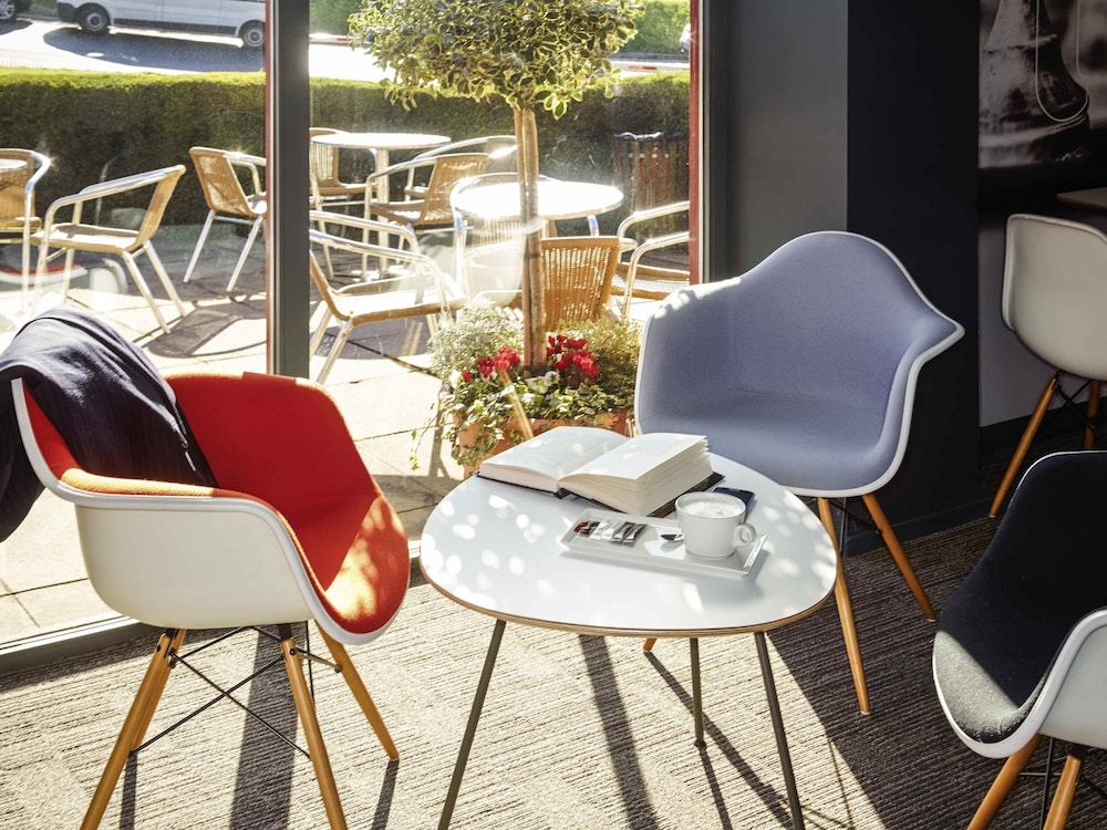 Ibis London Luton Airport 34/49