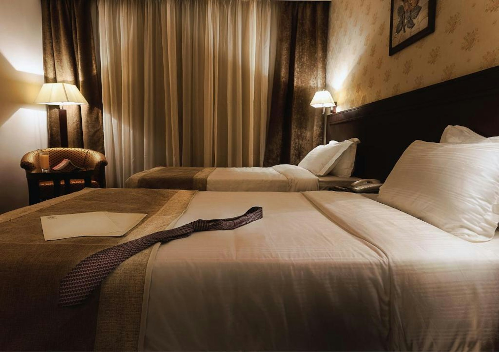 Seven Roses Hotel 11/49