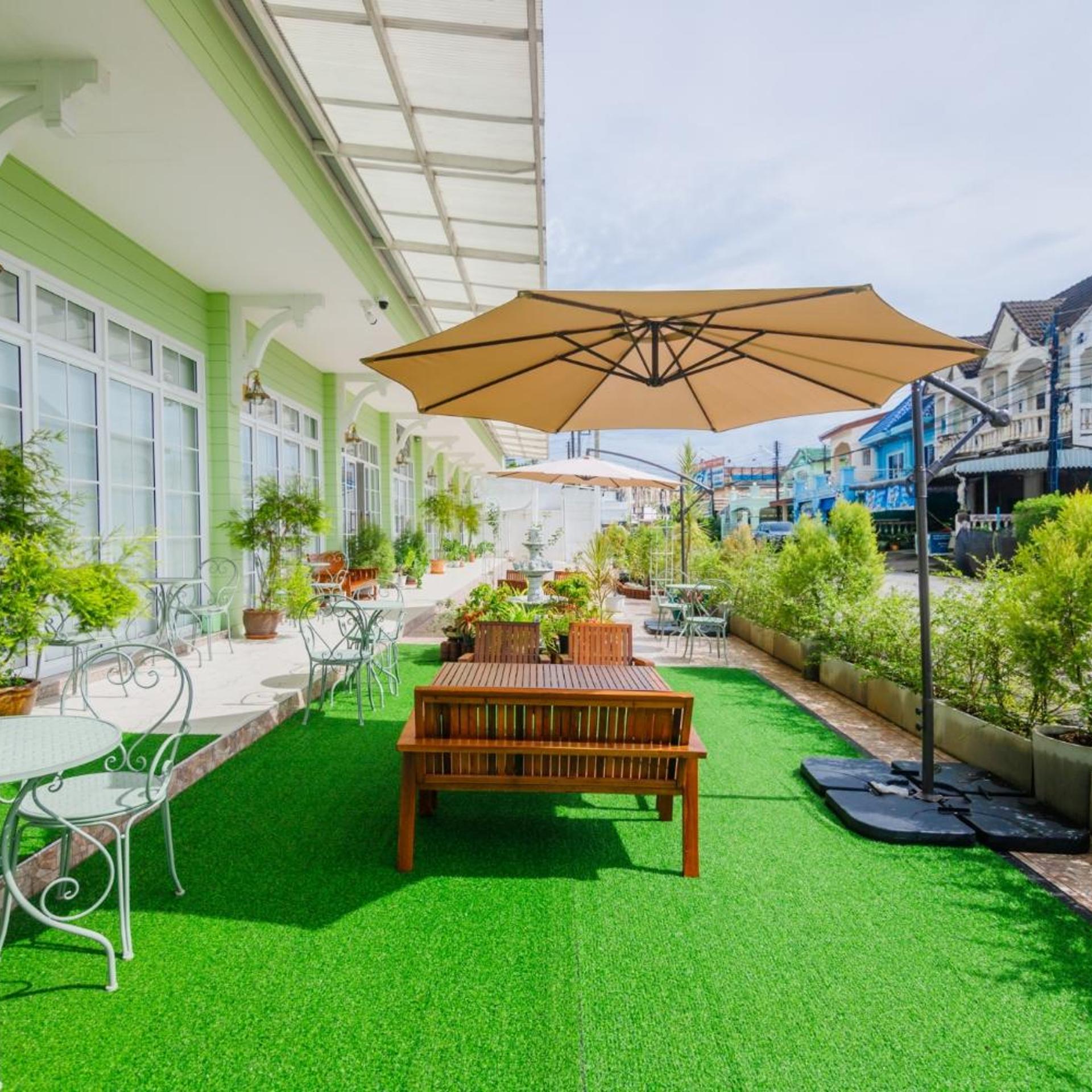 Greenish Ranong Hotel 46/50