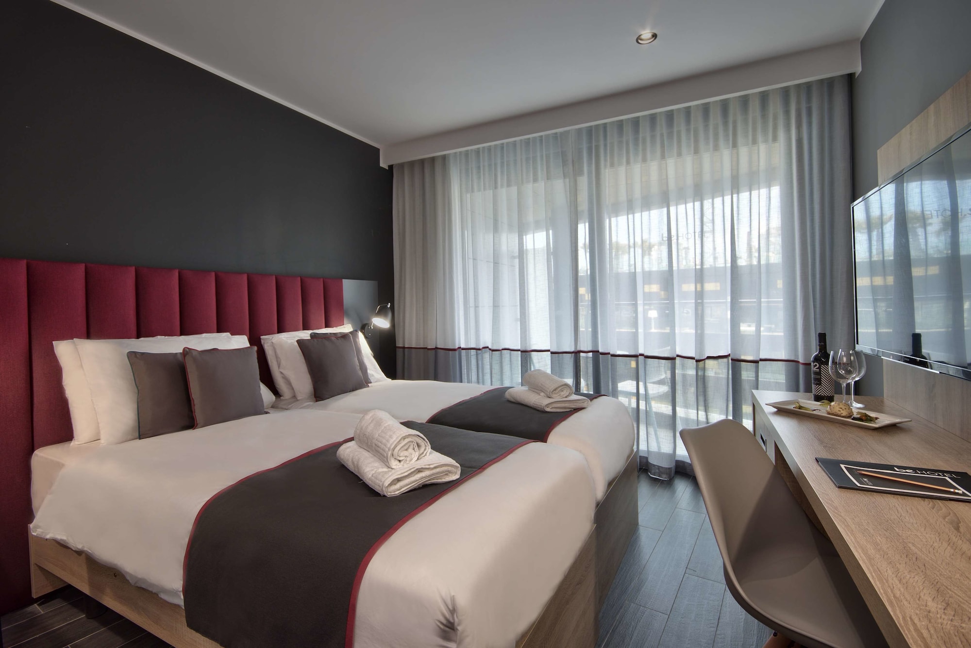 SUPERIOR, DOUBLE BED