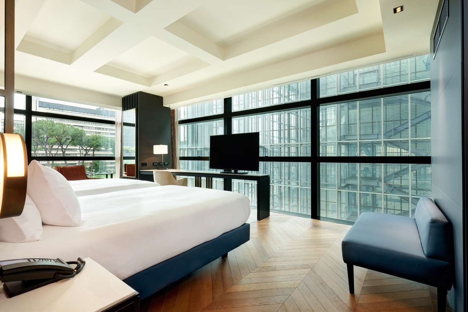 room, 2 double beds, corner